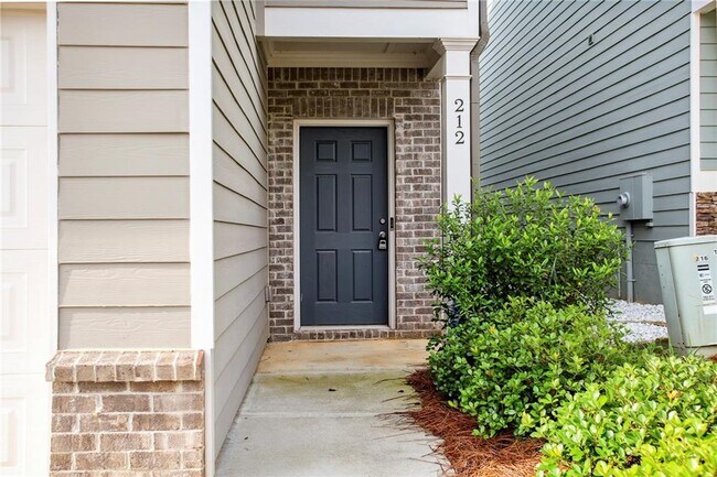Foto del edificio - 212 Ridge Valley Dr