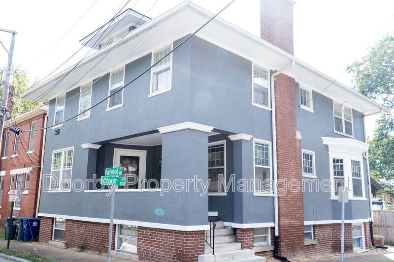 Primary Photo - 621 Fortwood Place