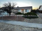 Foto principal - 823 Sunwest Dr SW