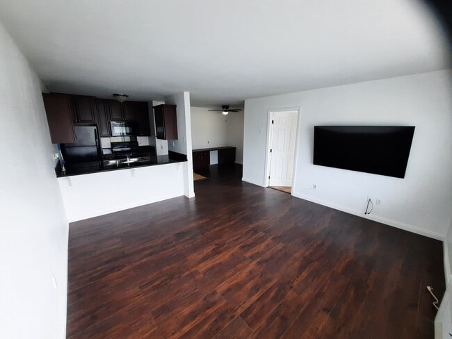 Building Photo - 4860 Rolando Ct