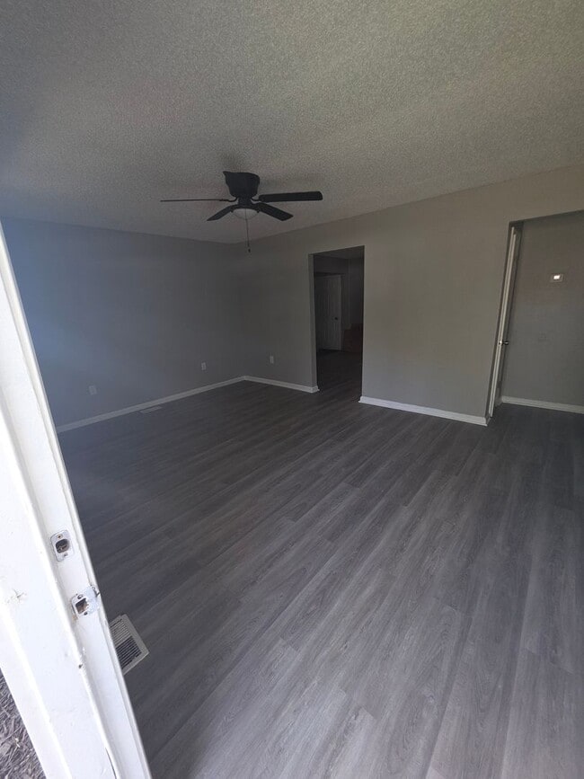 Building Photo - 1420 Williams St