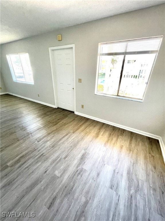 Building Photo - 4603 Bayshore Dr