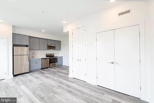 Building Photo - 1524 South St