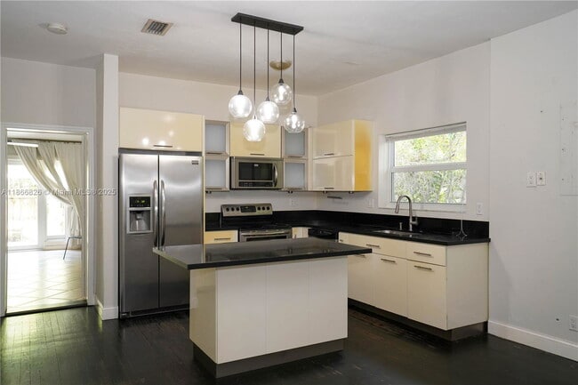 Photo - 2280 SW 16th Ct House