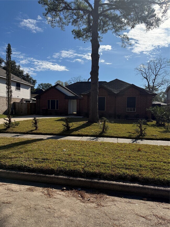 Foto del edificio - 14322 Golden Cypress Ln