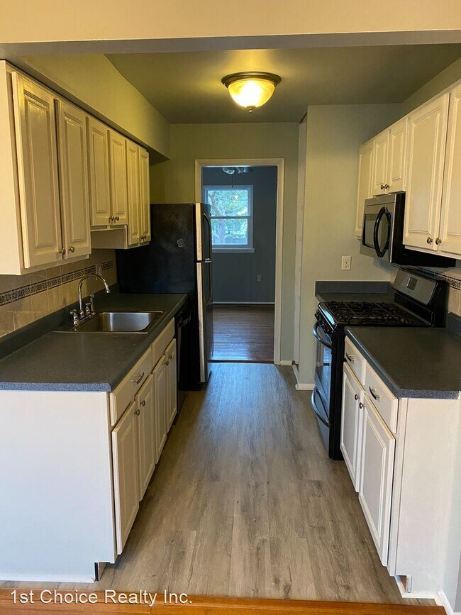 Building Photo - 3 br, 2.5 bath House - 464 Worthington Road