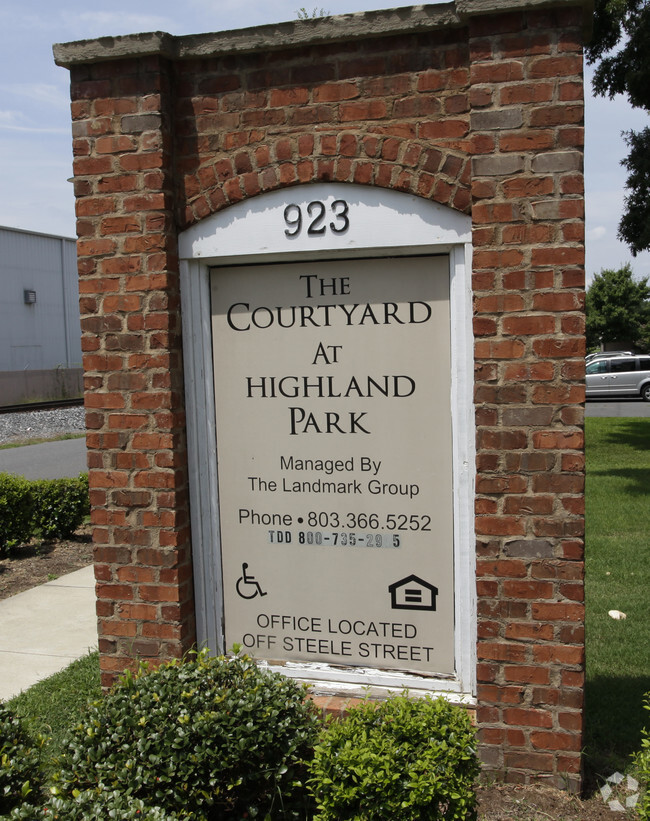 Building Photo - Courtyard at Highland Park