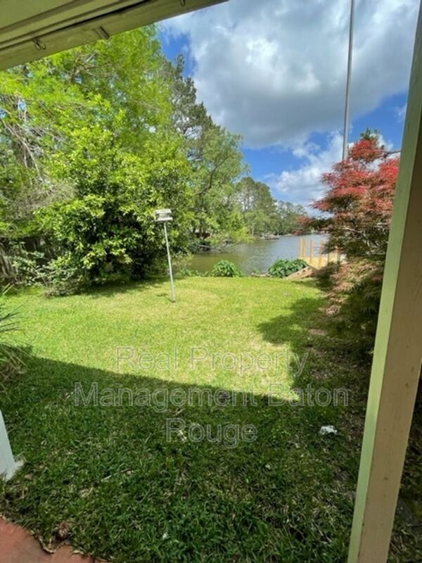 Building Photo - 27274 Turner Ln