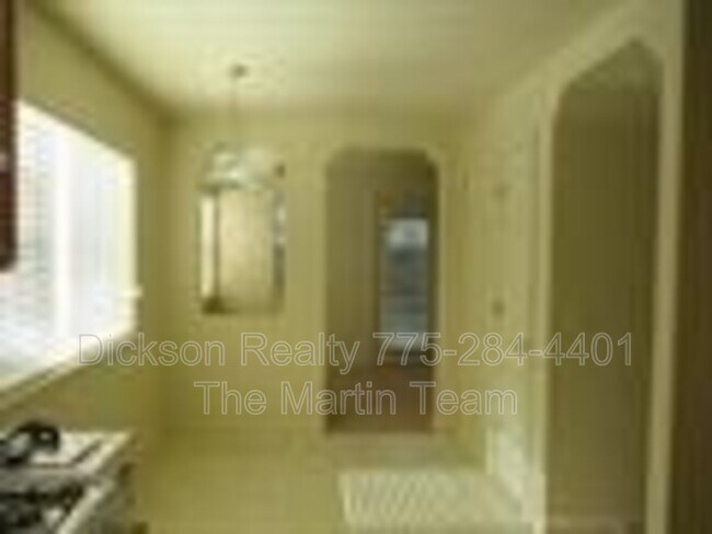 Building Photo - 617 Winter Place