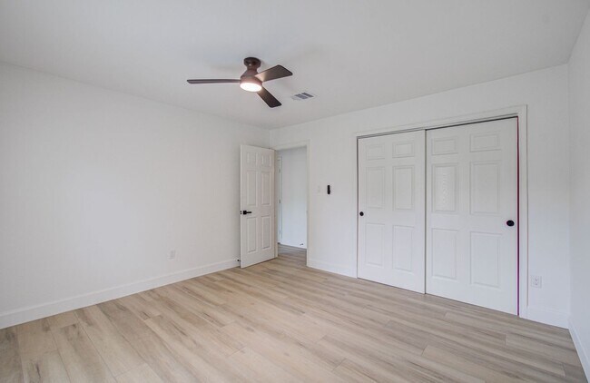 Foto del edificio - 15448 Chipman Ln.