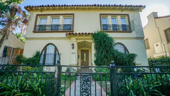 Building Photo - 752 N Van Ness Ave