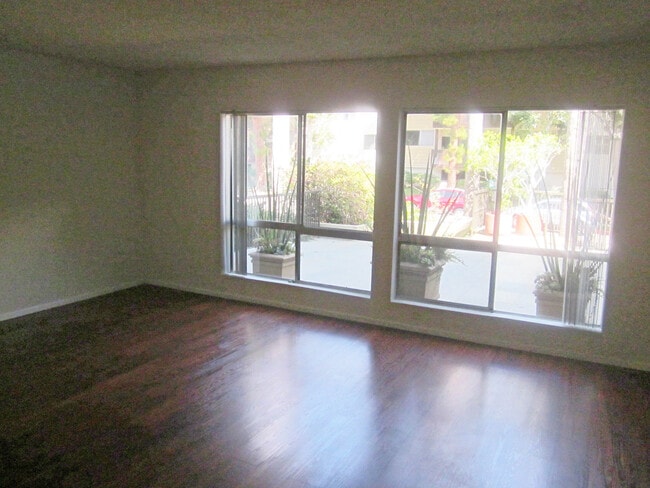 Photo - Winbury #104 Apartment