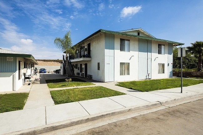 Building Photo - Postal Ave. Apartments