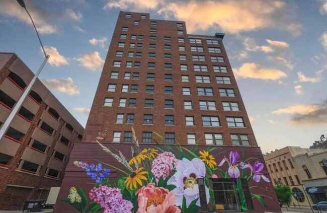 Foto del edificio - Burnham Lofts