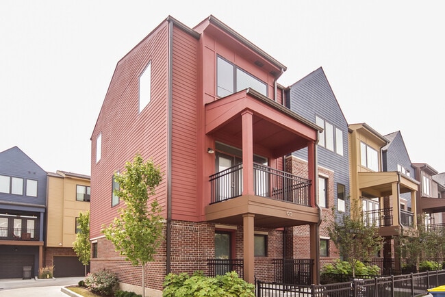 2 Bedroom Townhome in Chatham Arch - 2 Bedroom Townhome in Chatham Arch