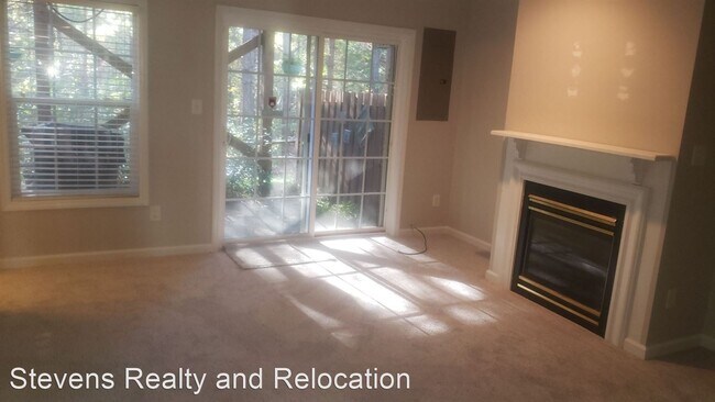 Building Photo - 3 br, 2.5 bath House - 5422 Echo Ridge Road
