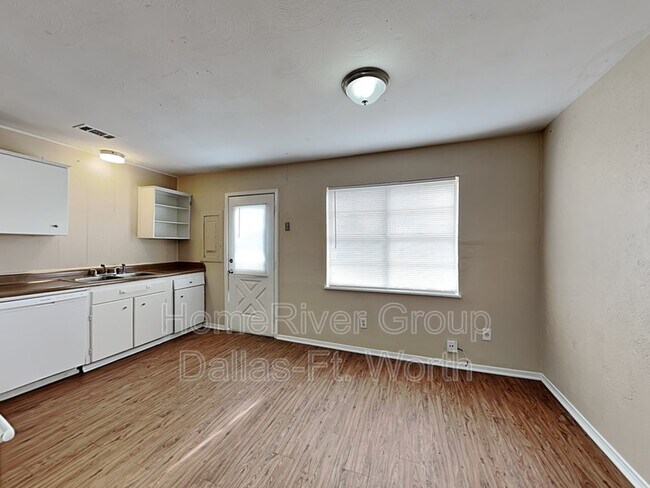 Building Photo - 14116 Cimarron Dr