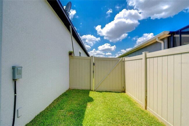 Foto del edificio - 31470 Fairhill Dr