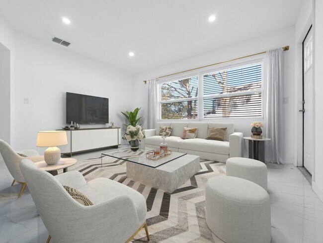 Photo - 2500 Marlboro St Apartment