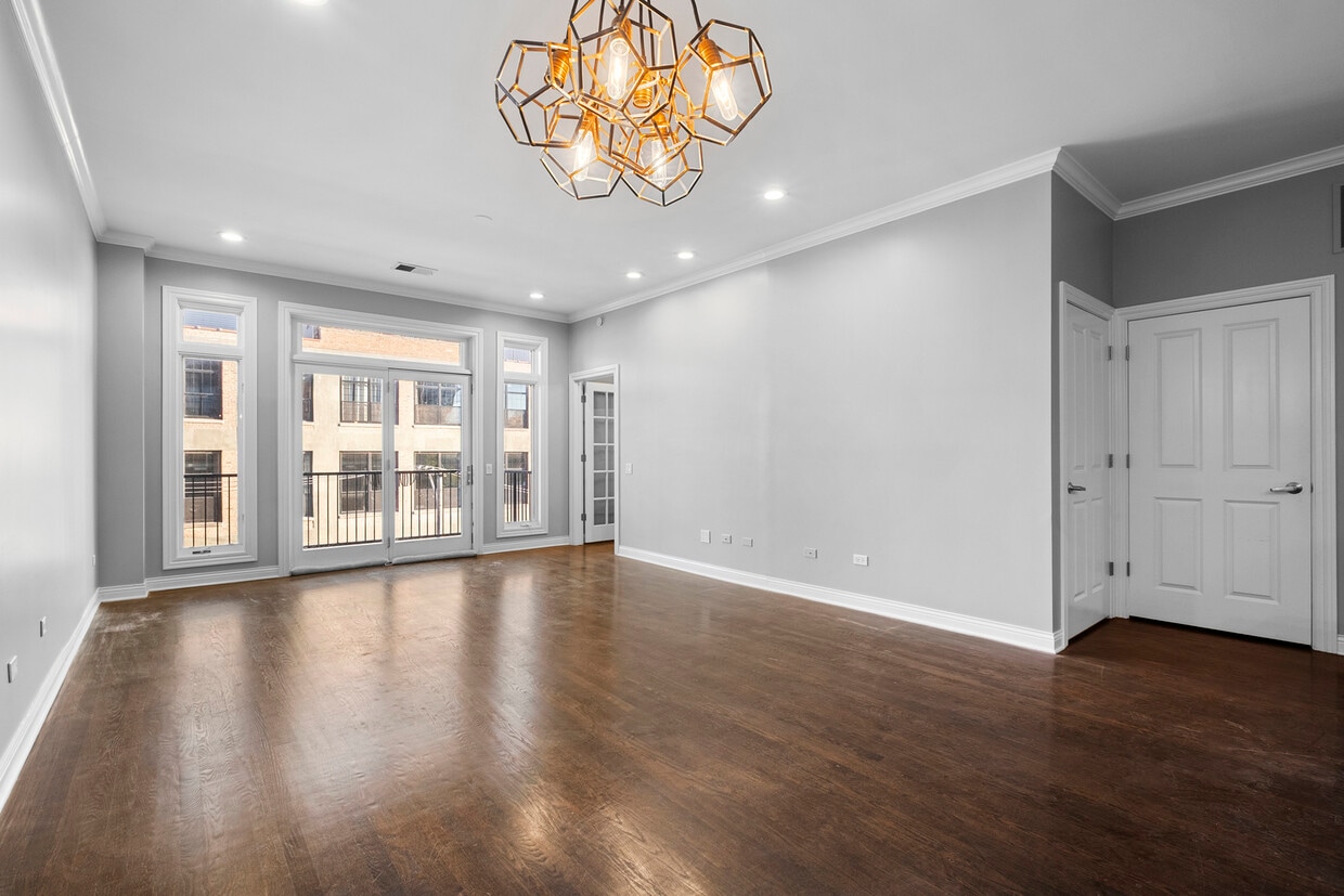 Primary Photo - 1355 W Washington Blvd