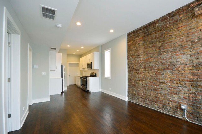 Building Photo - Rehabbed East Humboldt 2 Bedroom Apartment