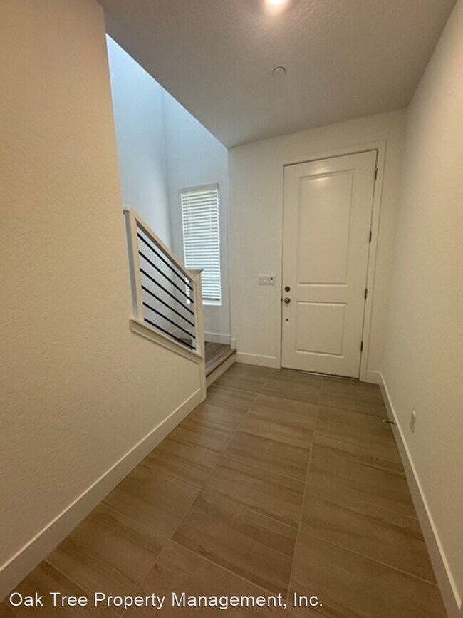 Foto del edificio - 3 br, 2 bath House - 576 N. Chapel Hill Lane