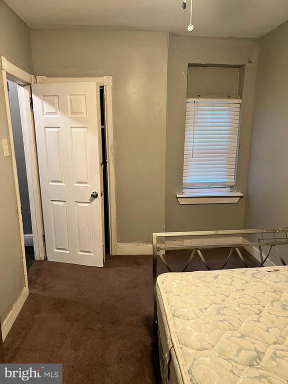 Foto del edificio - 1309 W Clementine St