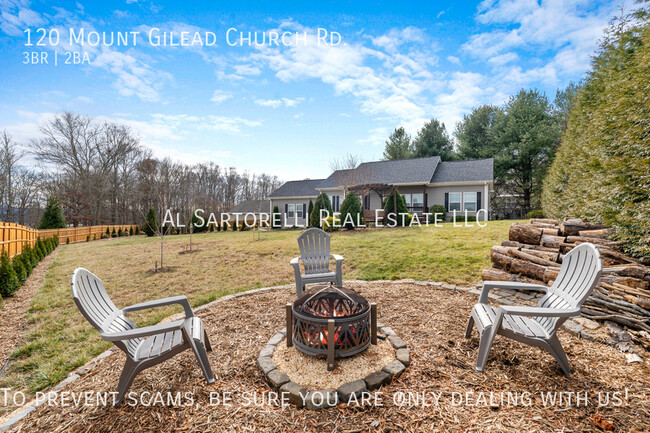 Building Photo - Beautiful Updated 2017 home, pet friendly ...