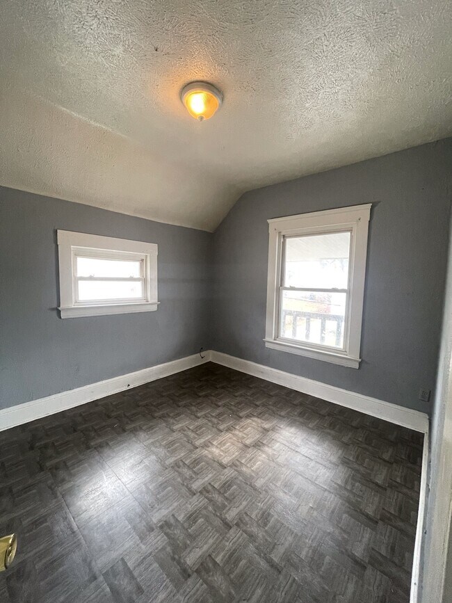 dining room - 3471 W 63rd St
