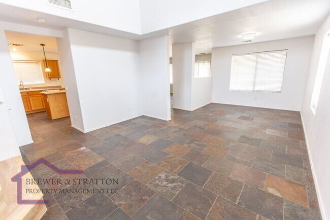 Building Photo - 15130 W Melvin St