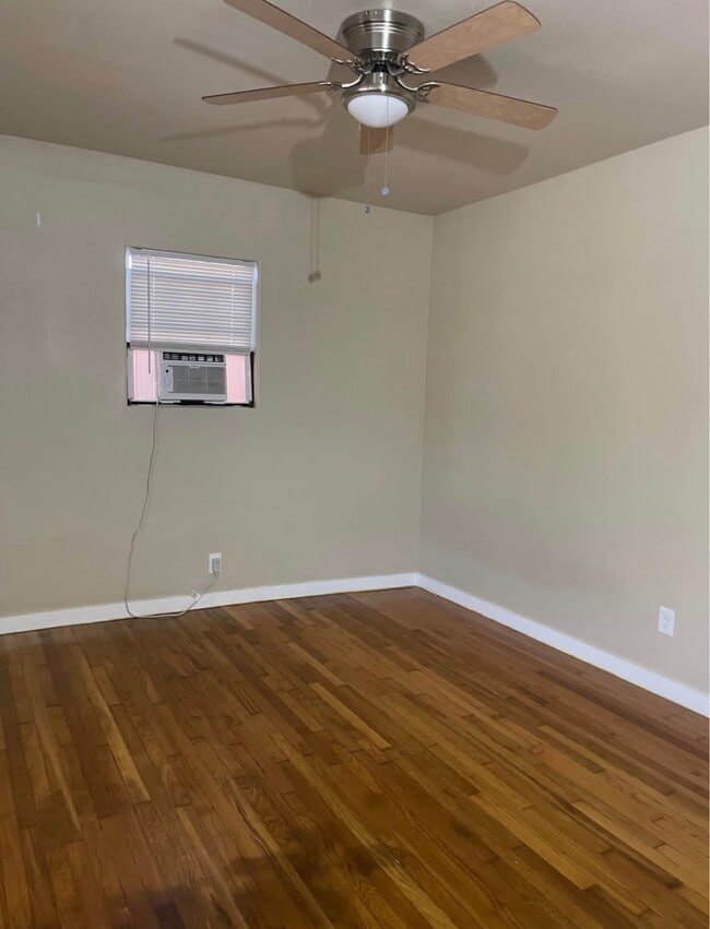 Building Photo - 206 Rigsby Ave