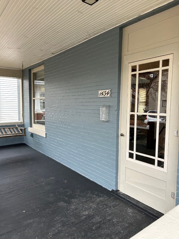 Building Photo - 1434 Stophlet St
