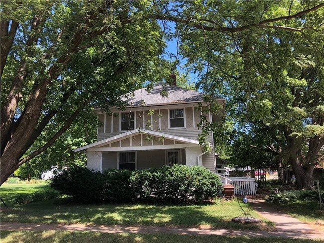 Building Photo - 211 Coover Ave