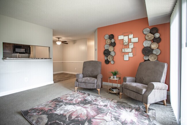 2HAB,2BA,-900SF Modelo - Grafton Station