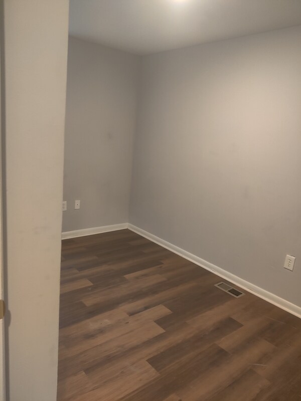 Building Photo - 4218 W Girard Ave