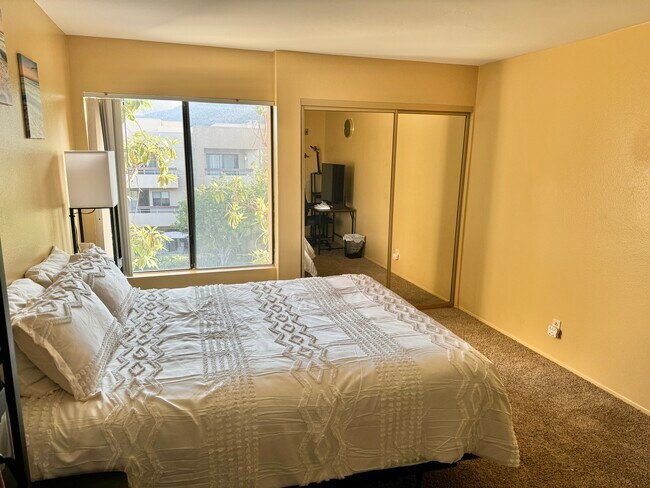 Foto del edificio - 7255 Navajo Rd