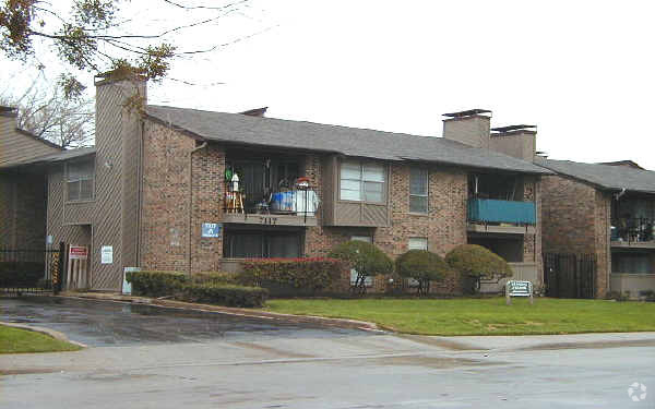 Foto del edificio - Cedarmont Apartments