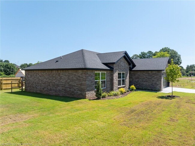Foto del edificio - 1020 Hunter Dr
