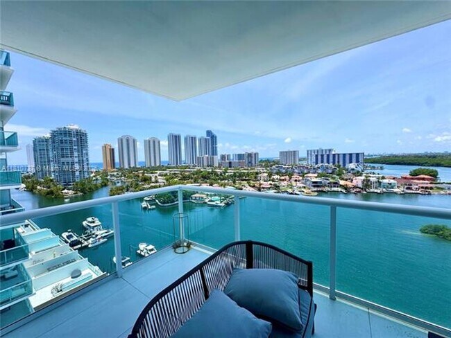 Foto del edificio - 400 Sunny Isles Blvd