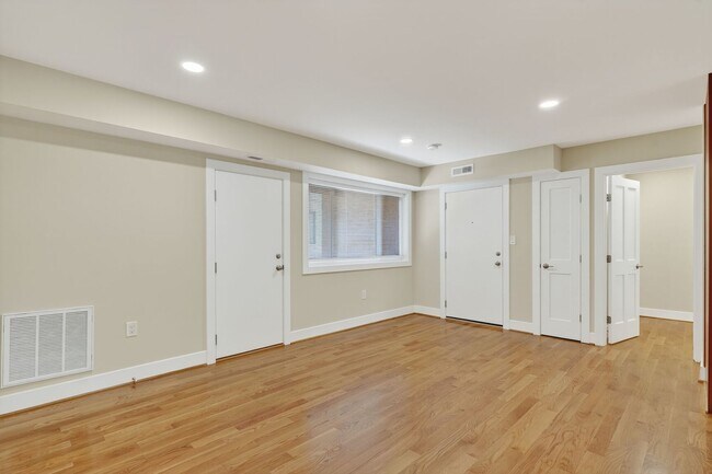 Building Photo - 4438 B St SE