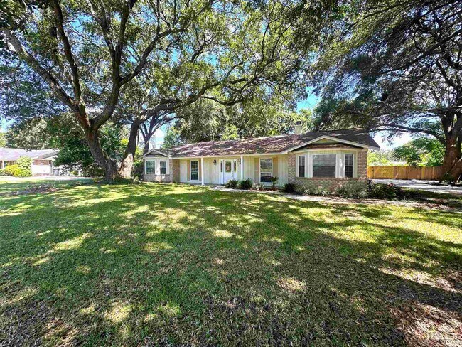 Foto del edificio - 3202 Swan Ln