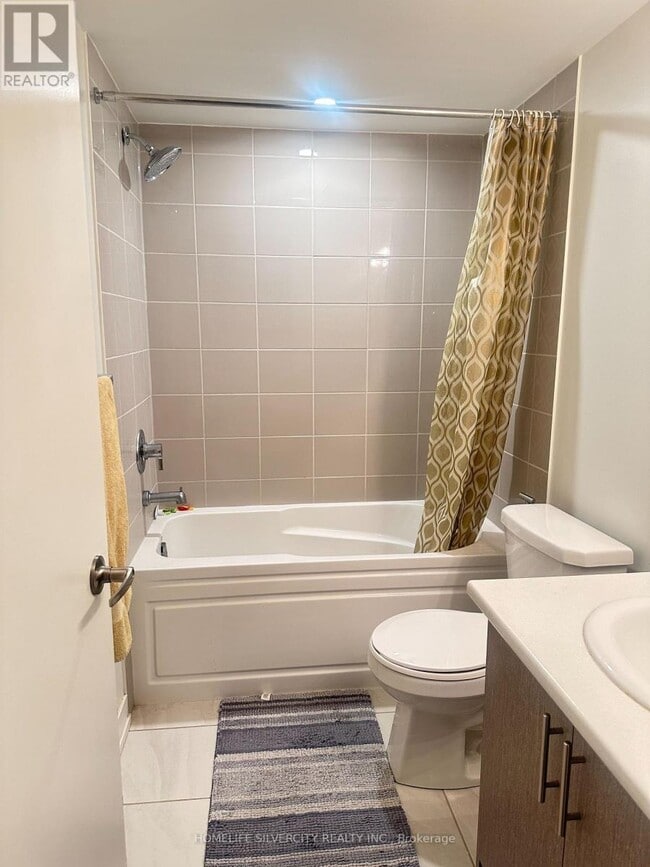 Building Photo - 3562 Colonial Dr