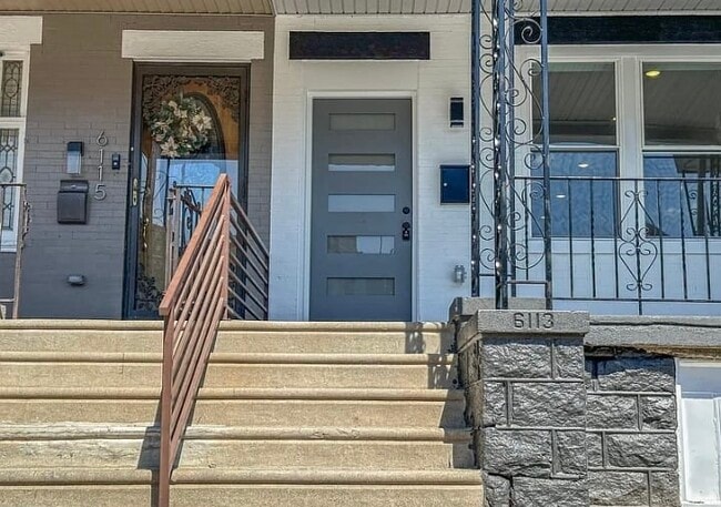 Foto del edificio - 6113 Webster St