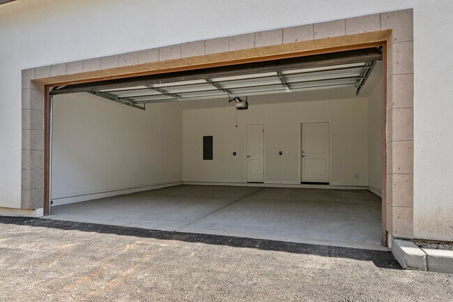 Building Photo - Elevation Townhomes