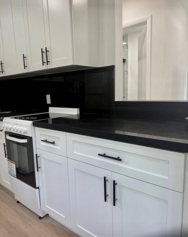 Foto del edificio - 7535 NE 2nd Ct