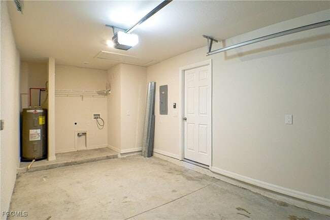 Foto del edificio - 225 Rogers St