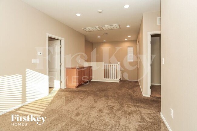 Foto del edificio - 9320 Euphoria Rose Ave