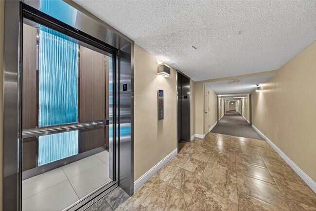 Foto del edificio - 1800 N Andrews Ave