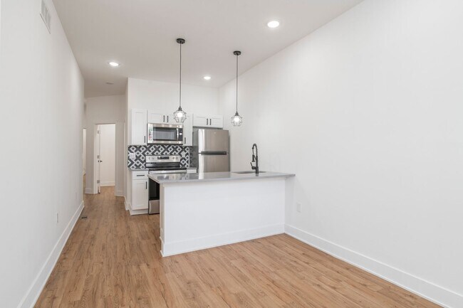 Photo - 3312 W Cumberland St Apartment