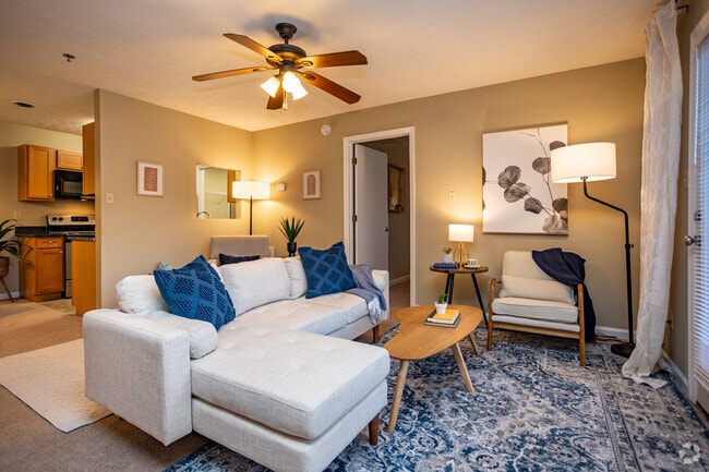 3BR, 2BA Chadwick - 1,213SF - Fox Lake Apartment Homes